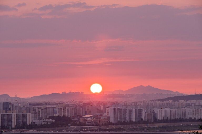 해산간주 대기중인 법인 주소지 관련하여 문의드립니다.